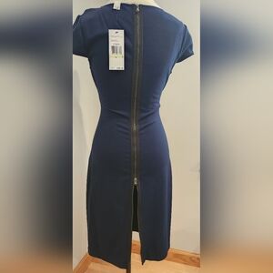 Kenneth Cole Full Zip Back Navy V- neck Dress In SIZE 4